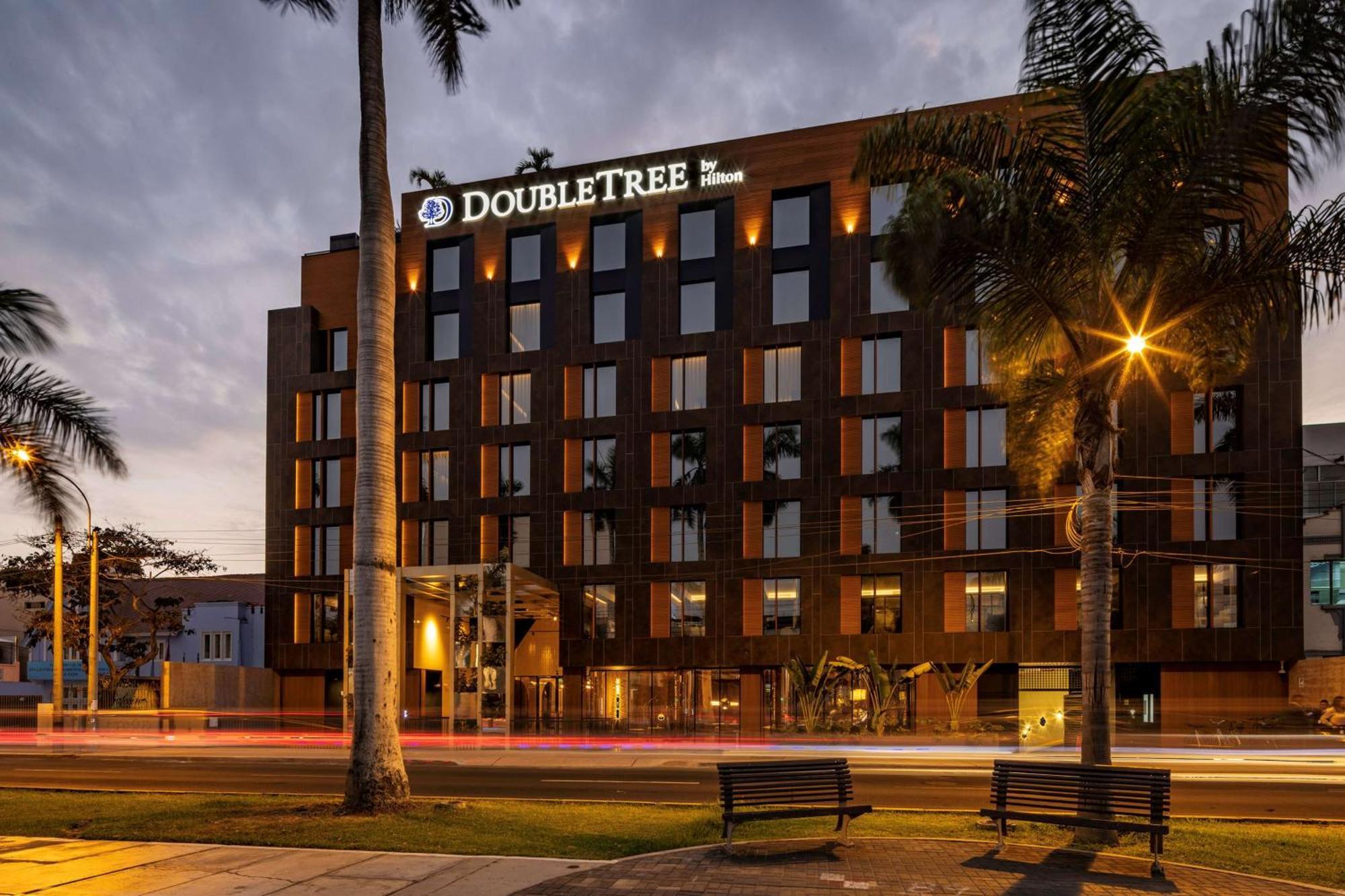 Hotel Doubletree By Hilton Lima San Isidro Exterior foto